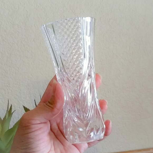 Vintage Bud Crystal Glass Vase
